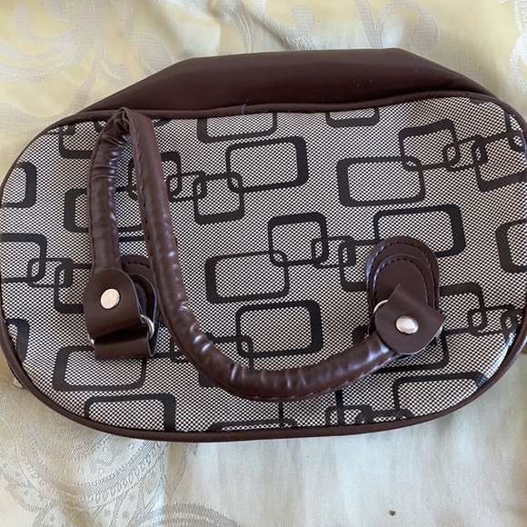 Cute (Like New) Small Bag - Picture 2 of 2